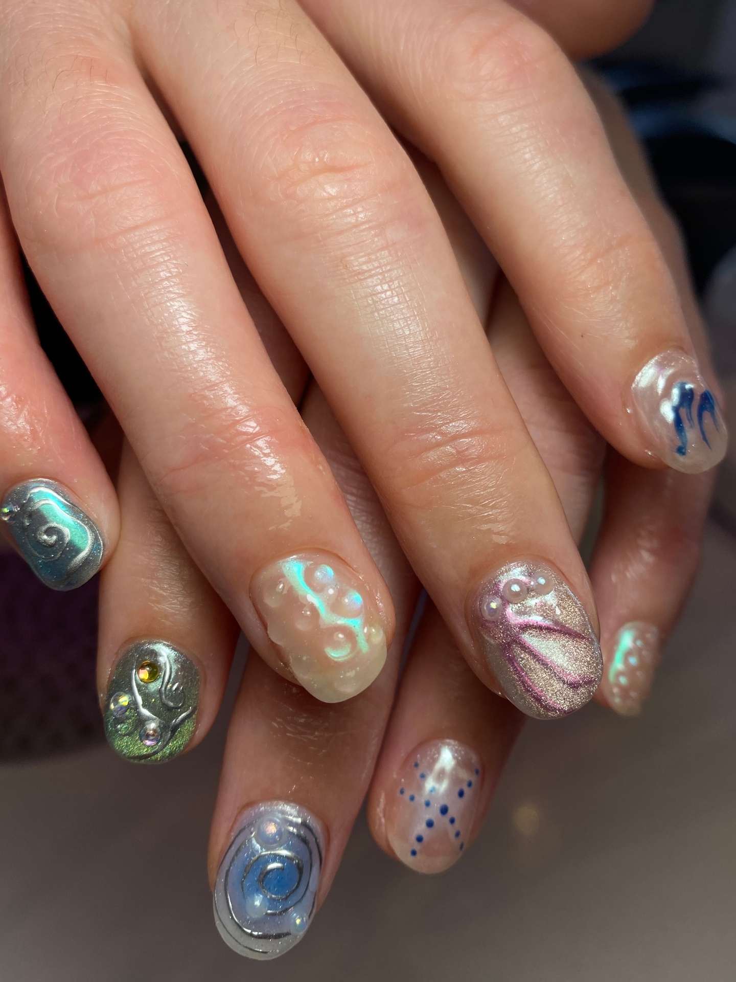 Freestyle nail art