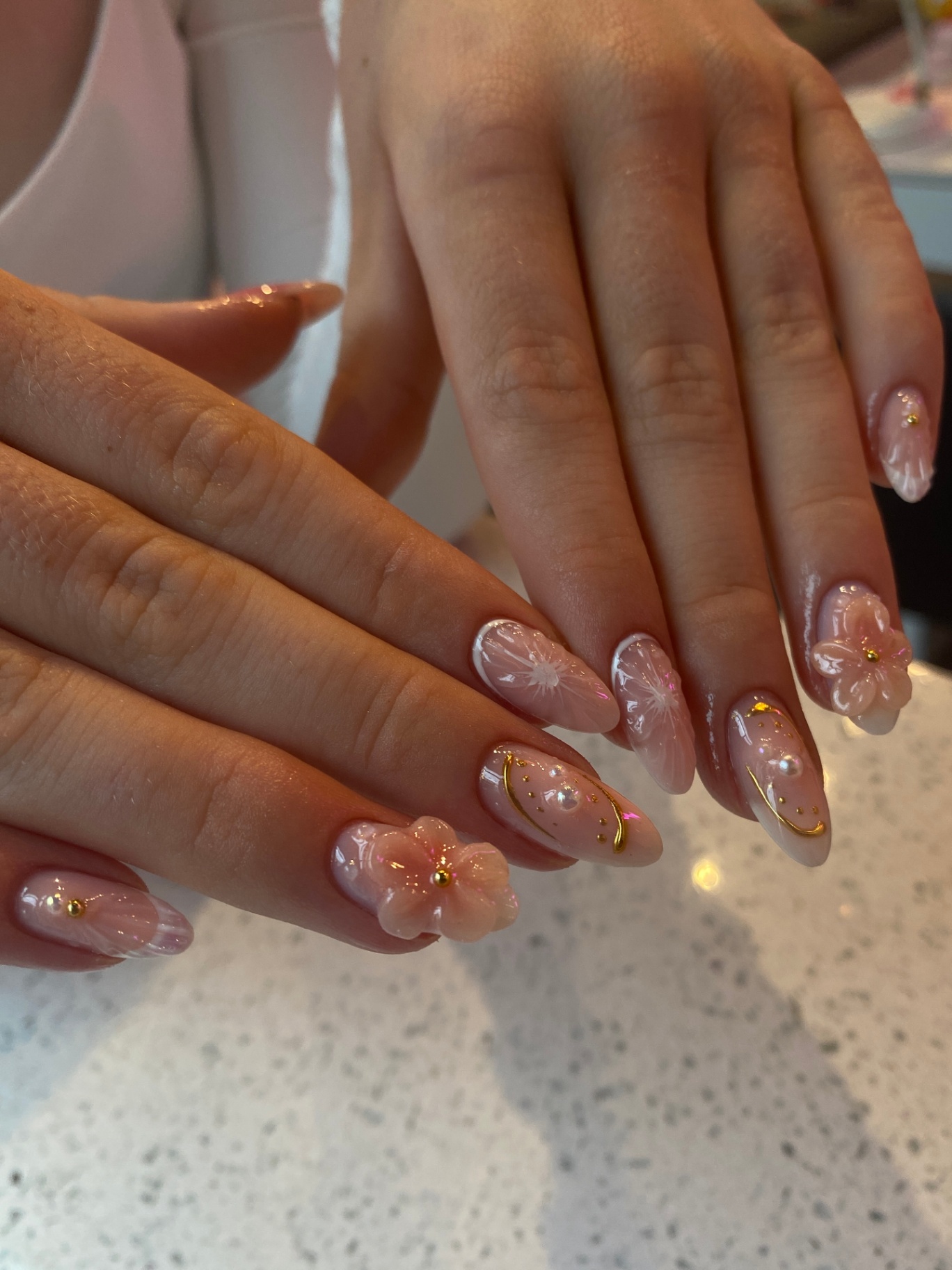 Freestyle nail art